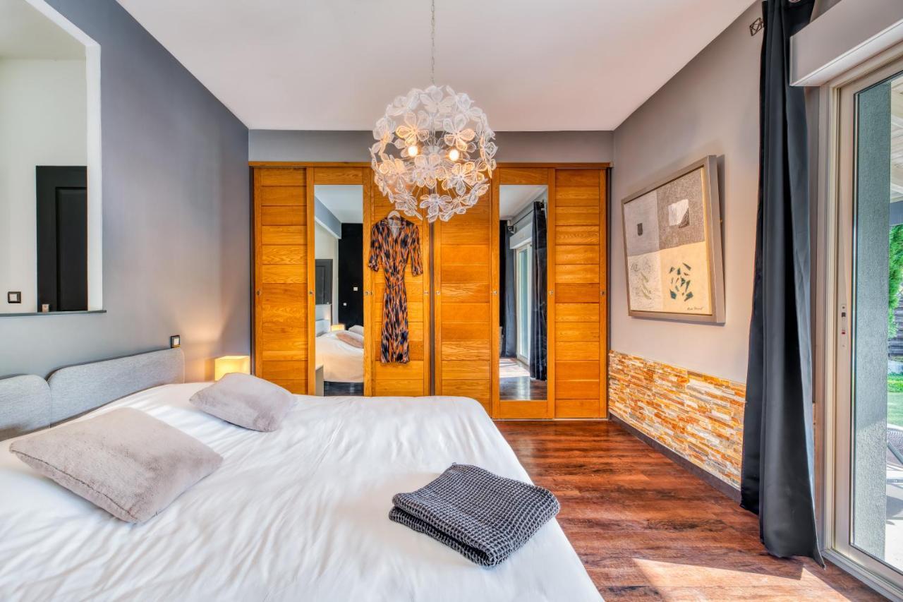 Villa 'La Crabichonniere' Lanzac Bagian luar foto